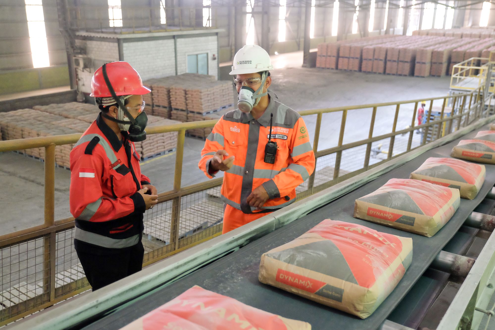 Meski Industri Semen Tertekan, SMCB Raih Laba Rp659 Miliar