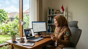 Melanggar Aturan WFH, ASN Bisa Kena Sanksi Turun Pangkat dan Dipecat