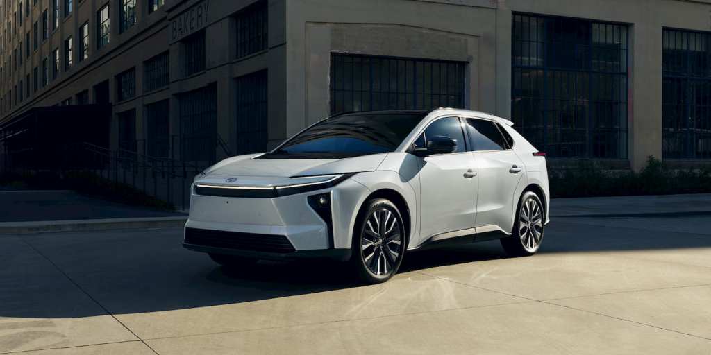 Toyota Taklukan Ford di Pasar Mobil Listrik AS