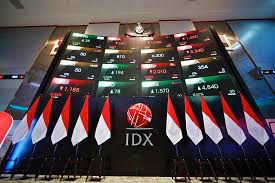 IHSG Tertekan, OJK Salahkan Eksternal, Benarkah Sesederhana Itu?