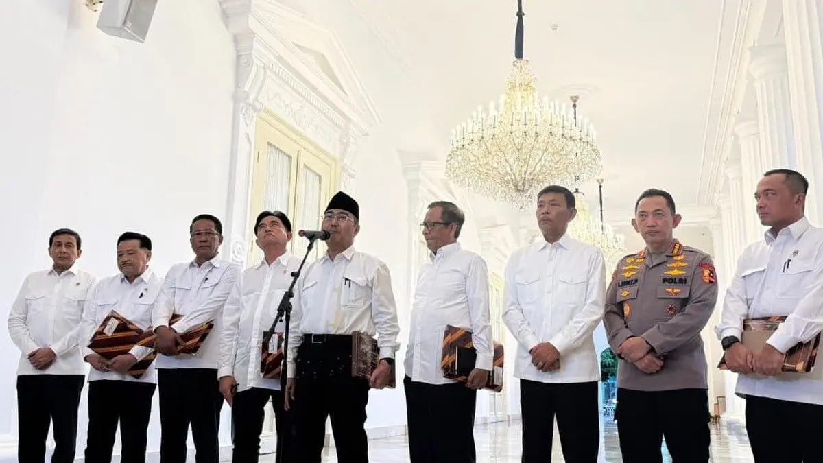 Komisi Reformasi Serahkan Laporan, Soal Kapolri Ini Putusan Presiden