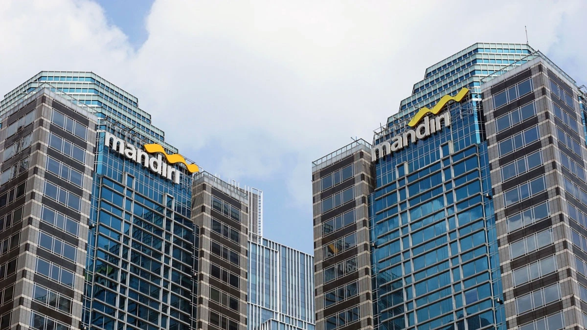 Masuk Ex Dividen, Saham BMRI Turun
