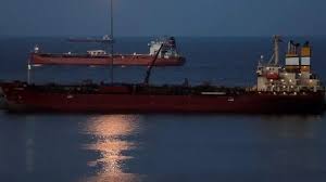 2 Kapal Pertamina Belum dapat Izin Lewat Selat Hormuz, Ini Kata Bahlil