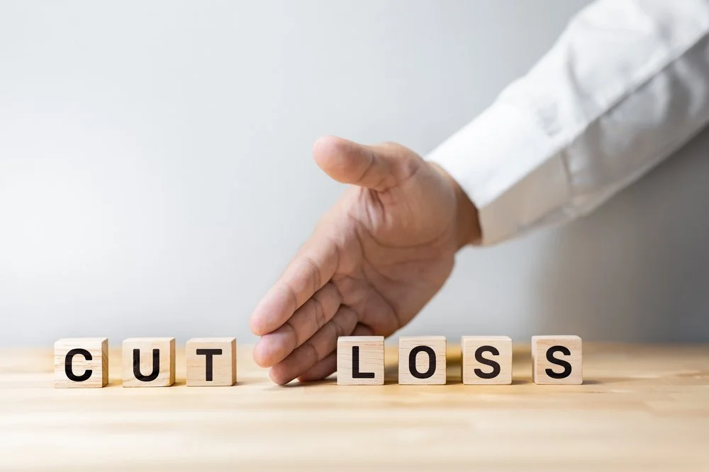 Risiko Makro Negara Naik, Saatnya Cut Loss atau Average Down?