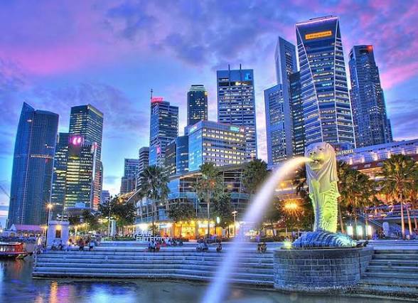 Tinggalkan Indonesia, Surplus Transaksi Berjalan Singapura Naik
