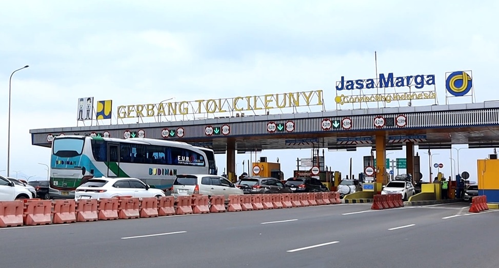 Volume Kendaraan GT Cileunyi Arah Garut Melonjak pada Iduladha 2026