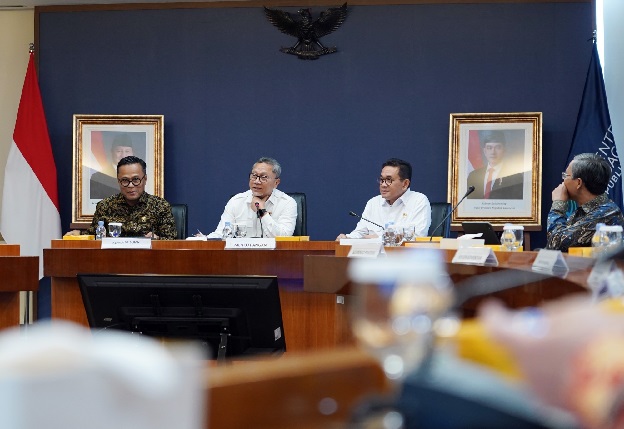 Siap Rogoh Kantong Lebih Dalam: Harga MinyaKita Bakal Naik!