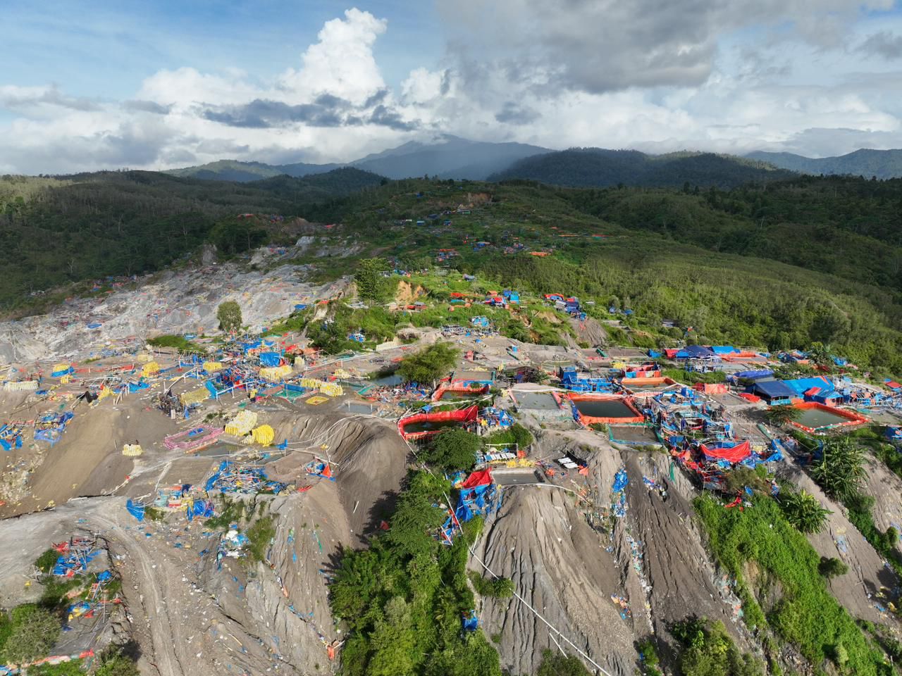 ESDM Bongkar Tambang Emas Ilegal di Gunung Botak, Maluku, Libatkan TKA