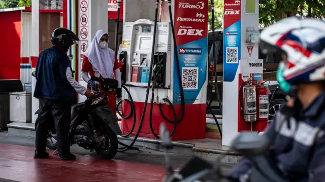 Menakar Dampak Kenaikan Harga BBM Pertamax