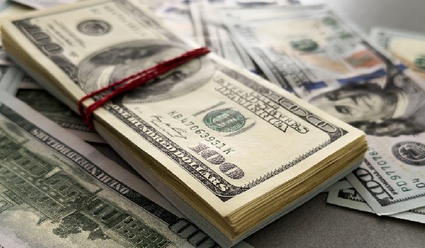 Dolar Stabil Jelang Keputusan Fed, Pasar Cermati Penjualan Ritel AS