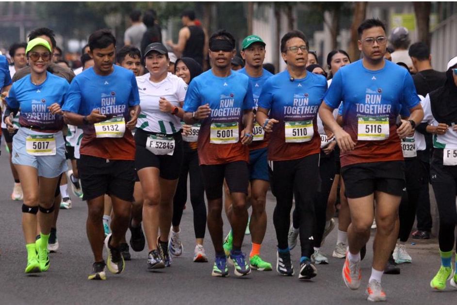 Menkes dan Direksi BTN Guide Runner Pelari Disabilitas BTN Jakim 2026