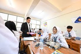 Anggaran MBG 2027 Rp270T, BGN akan Kaji Ulang SMA Elit Mungkin Disetop