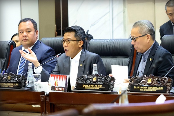Demi Modal Asing DPR Kebut RUU Pusat Finansial, Terapkan Hukum Khusus