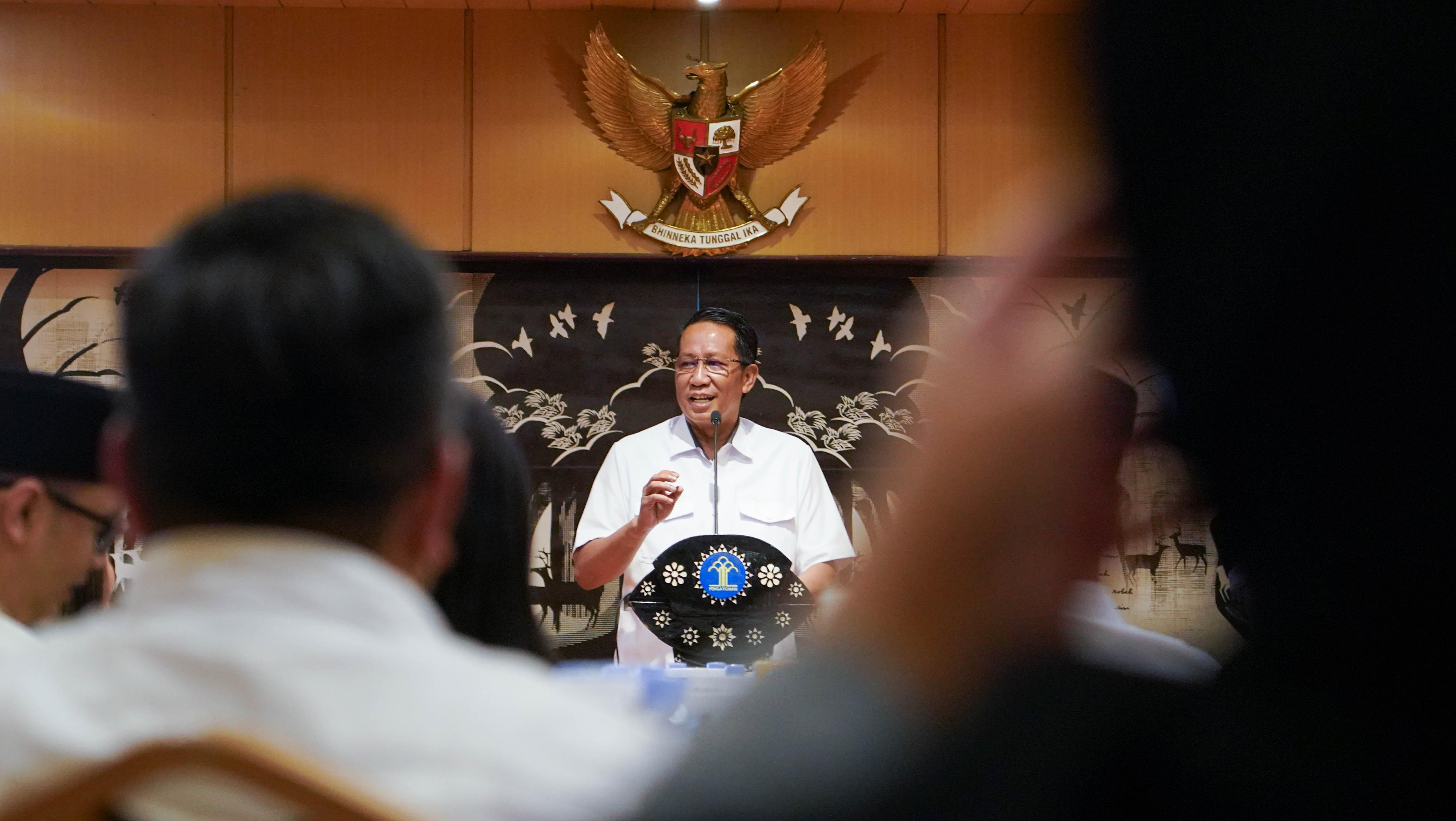 Alasan Pemerintah Tarif Lepas Status WNI Naik 400%, Jadi WNI Naik 50%