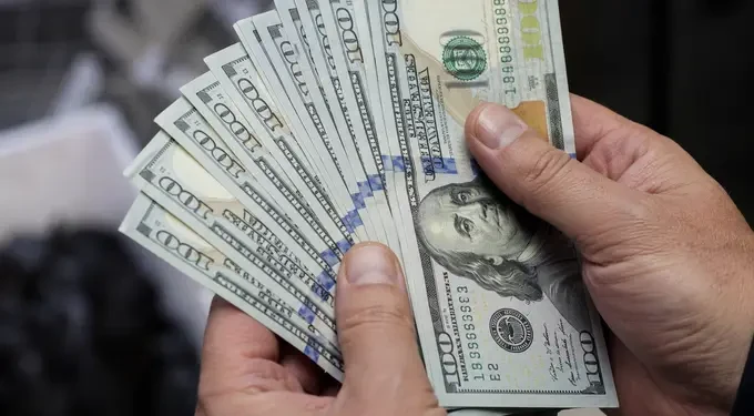 Sinyal Bunga Fed Menguat, Indeks Dolar Tertahan di 99,95