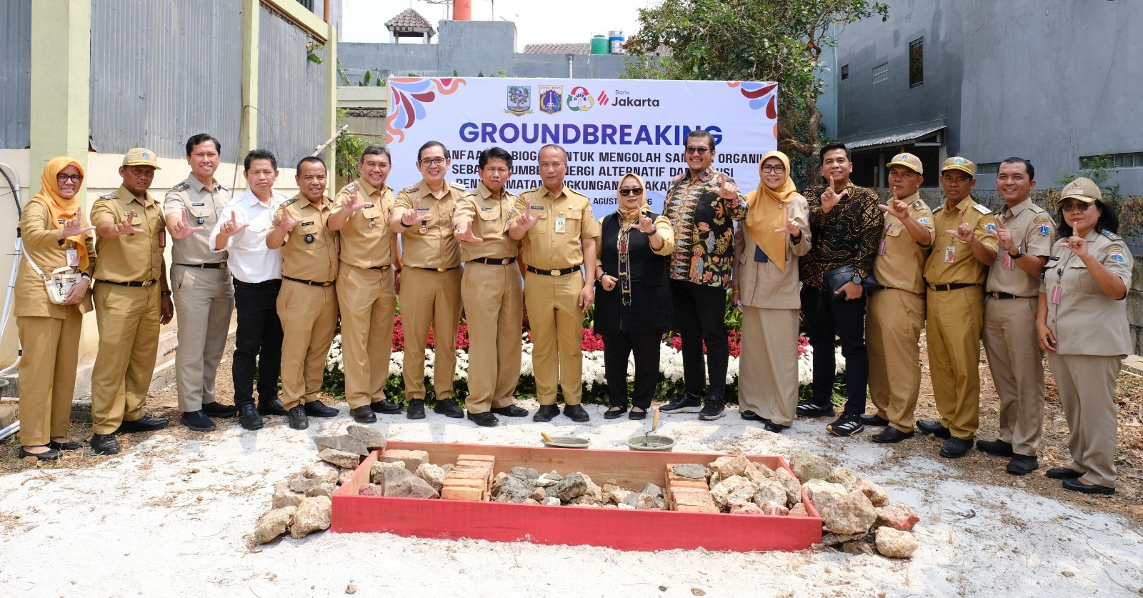 Tangani Masalah Lingkungan, Bank Jakarta Bangun Biodigester Komunal