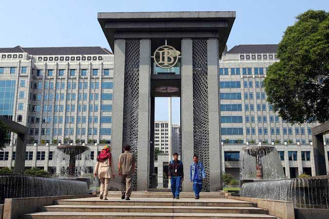 Kaki Bank Indonesia di Moneter dan Fiskal, Mampukah?