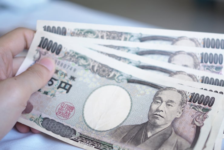 Intervensi Yen, Cadangan Devisa Jepang Anjlok Terendah Dalam 4 Tahun