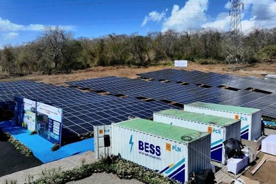 Kejar Target PLTS 100 Gigawatt, Menko Airlangga Dorong Revisi RUPTL