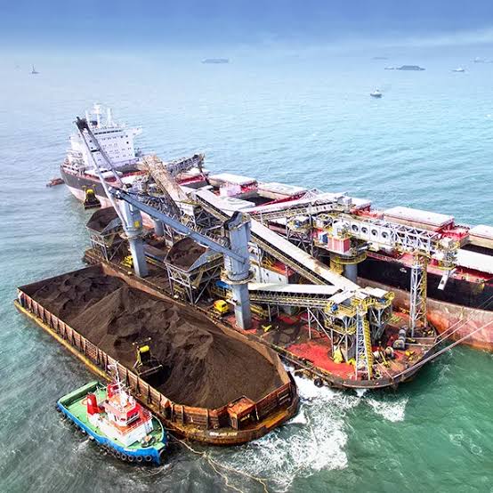 Jajaki Peluang Baru, Dana Brata Luhur (TEBE) Perluas Layanan Pelabuhan