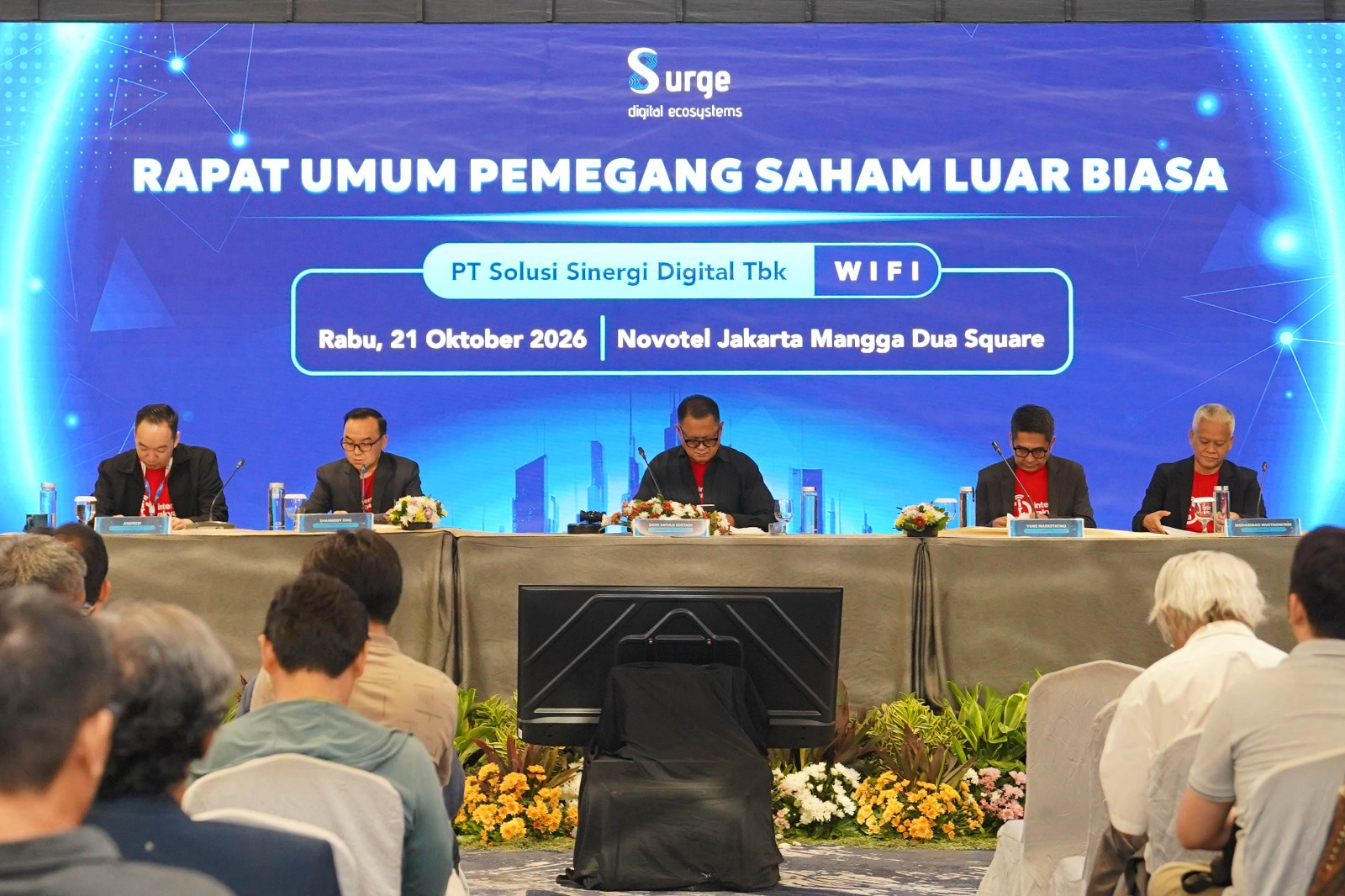 RUPSLB Surge (WIFI) Tunjuk Fadel Muhammad Komut dan Shannedy Ong Dirut