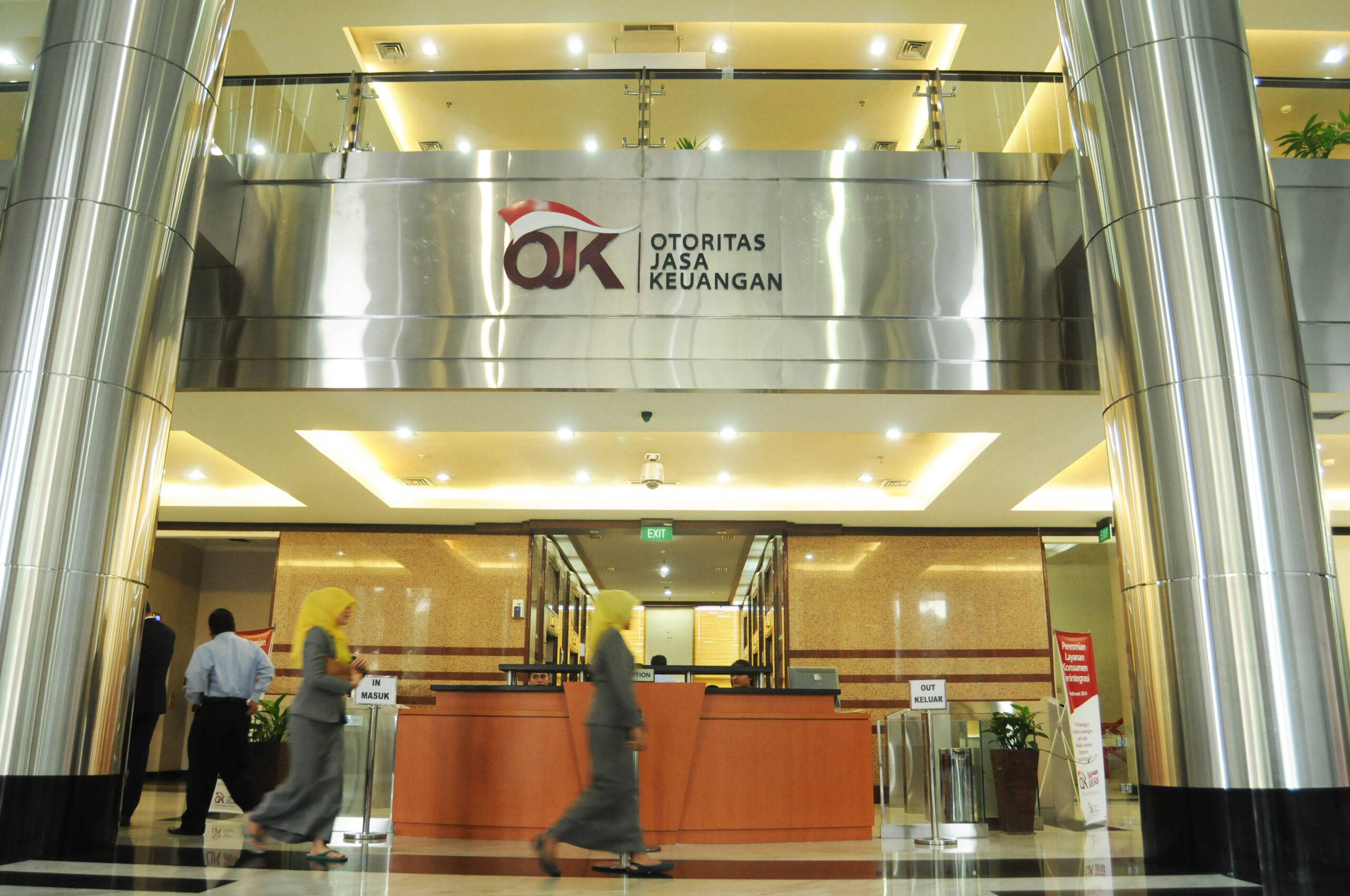 Sanksi Tegas! OJK Beber Praktik Manipulasi Saham DSSA, BREN, dan CUAN