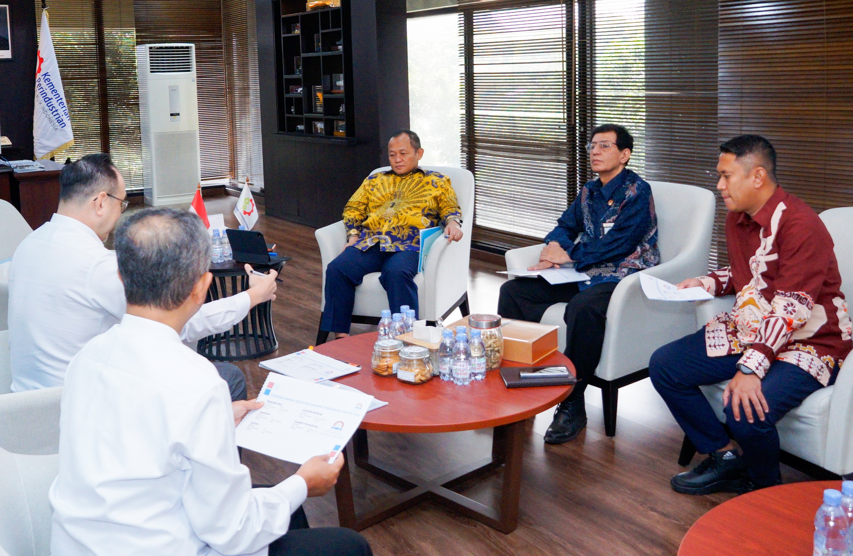 Kemenperin Amankan Gas dan Perketat Impor Demi Industri Keramik