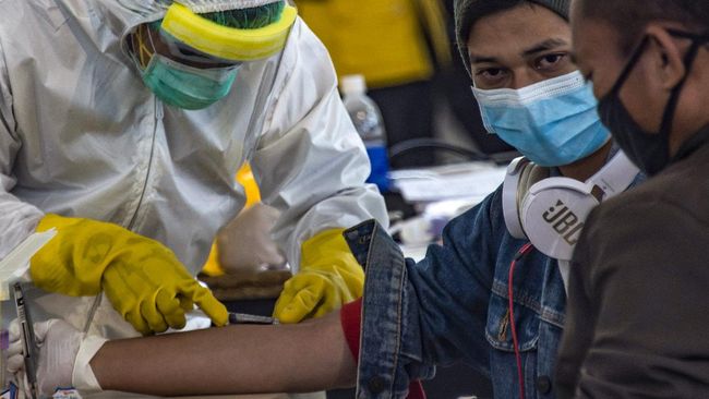 Pandemi Covid-19. dok. CNN Indonesia. Update Pandemi Covid-19 di Indonesia: Kasus Baru 263, Terbanyak dari DKI Jakarta
