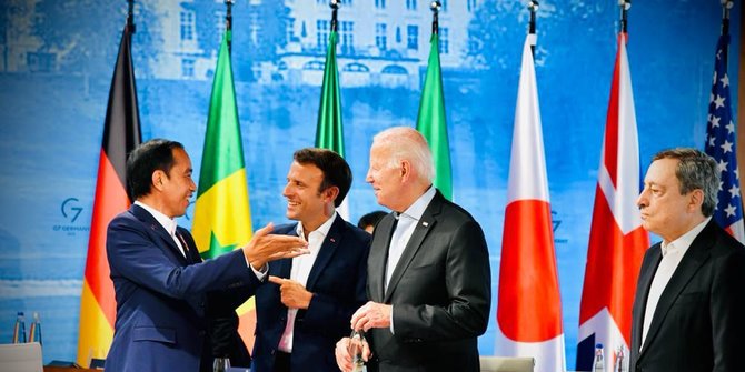 Presiden Geleng Kepala Lihat Pejabat Liburan ke Luar Negeri, Dipamerin di Medsos Lagi