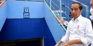 Tinjau Stadion Kanjuruhan, Presiden Temukan Problem yang Perparah Jatuhnya Korban