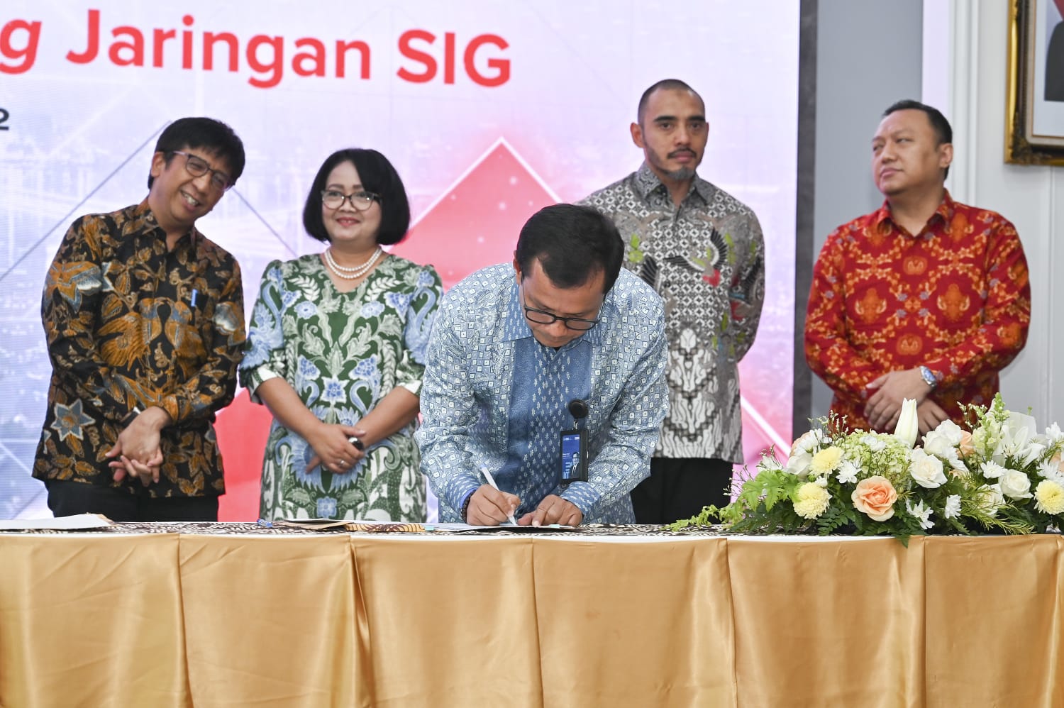 Tingkatkan Fasilitas Pembiayaan Retailer, SIG Kerja Sama Perbankan, Telkom dan LinkAja