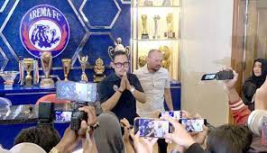 Gilang Widya Pramana mundur dari Presiden Arema FC. dok.Suara. Masih Menanggung Kesedihan Mendalam, Gilang Juragan 99 Mundur dari Presiden Arema FC