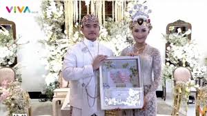 Kaesang Pangarep telah resmi menikah dengan Erina Gudono, Sabtu, 10 Desember. dok. YouTube Presiden Jokowi. detikcom. Kaesang Resmi Nikahi Erina Gudono, Presiden Jokowi Lega Bukan Main!