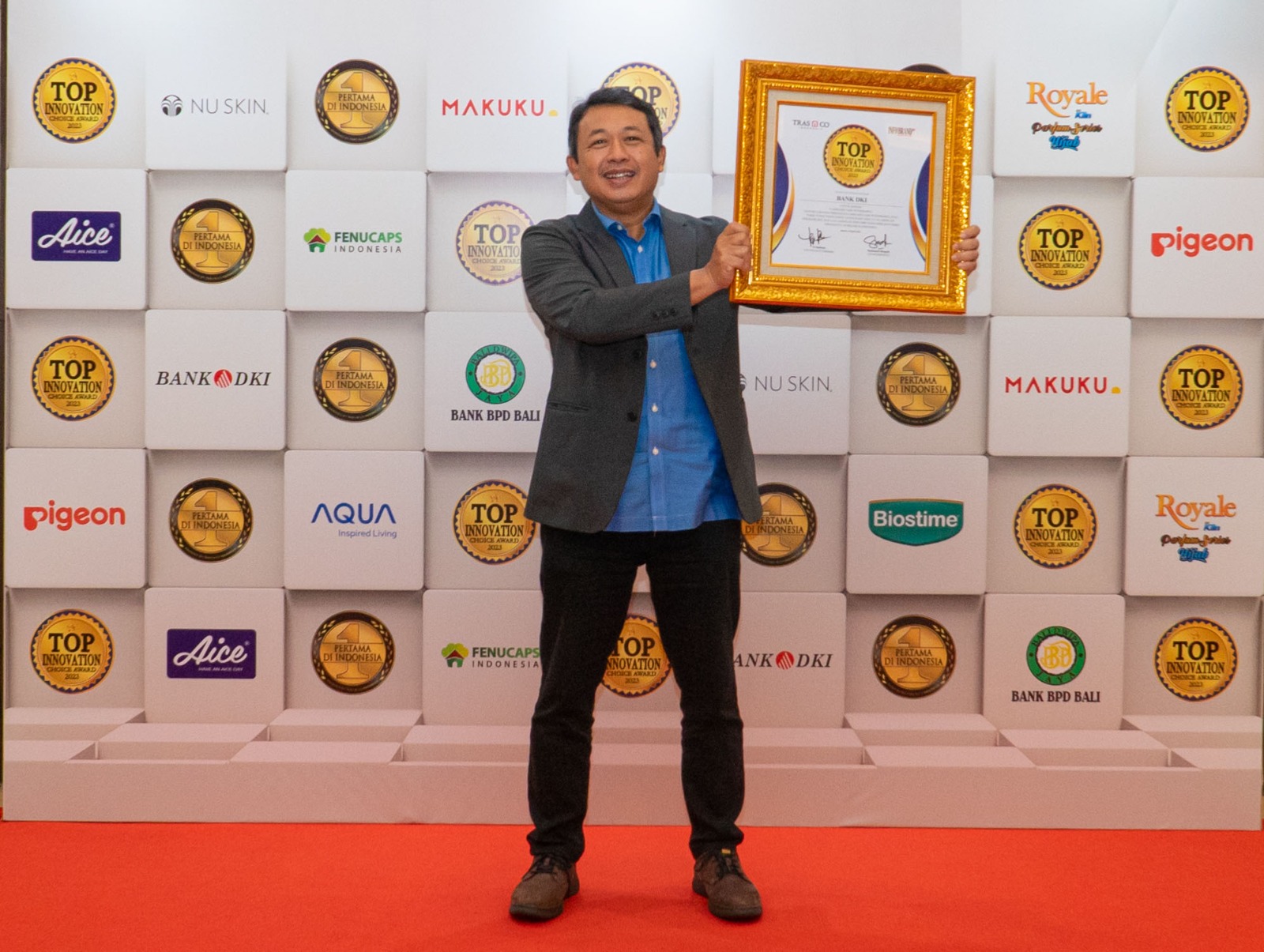 Top Innovation Choice Award 2023, Inovasi Tarik Tunai Tanpa Kartu JakOne Mobile Bank DKI
