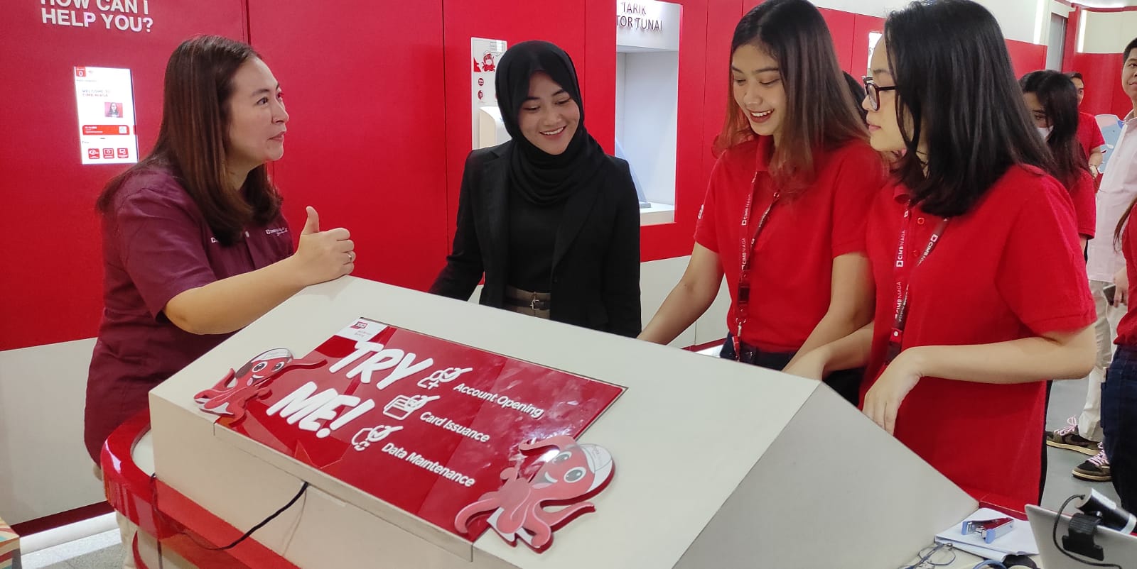 Roadshow CIMB Niaga Digital Lounge Carnival, Edukasi Masyarakat Manfaatkan Layanan Bank