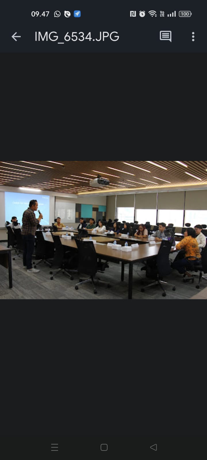 Hadapi Persaingan Global, Bank Hana Berangkatkan 10 Mahasiswa Indonesia Magang di Korsel
