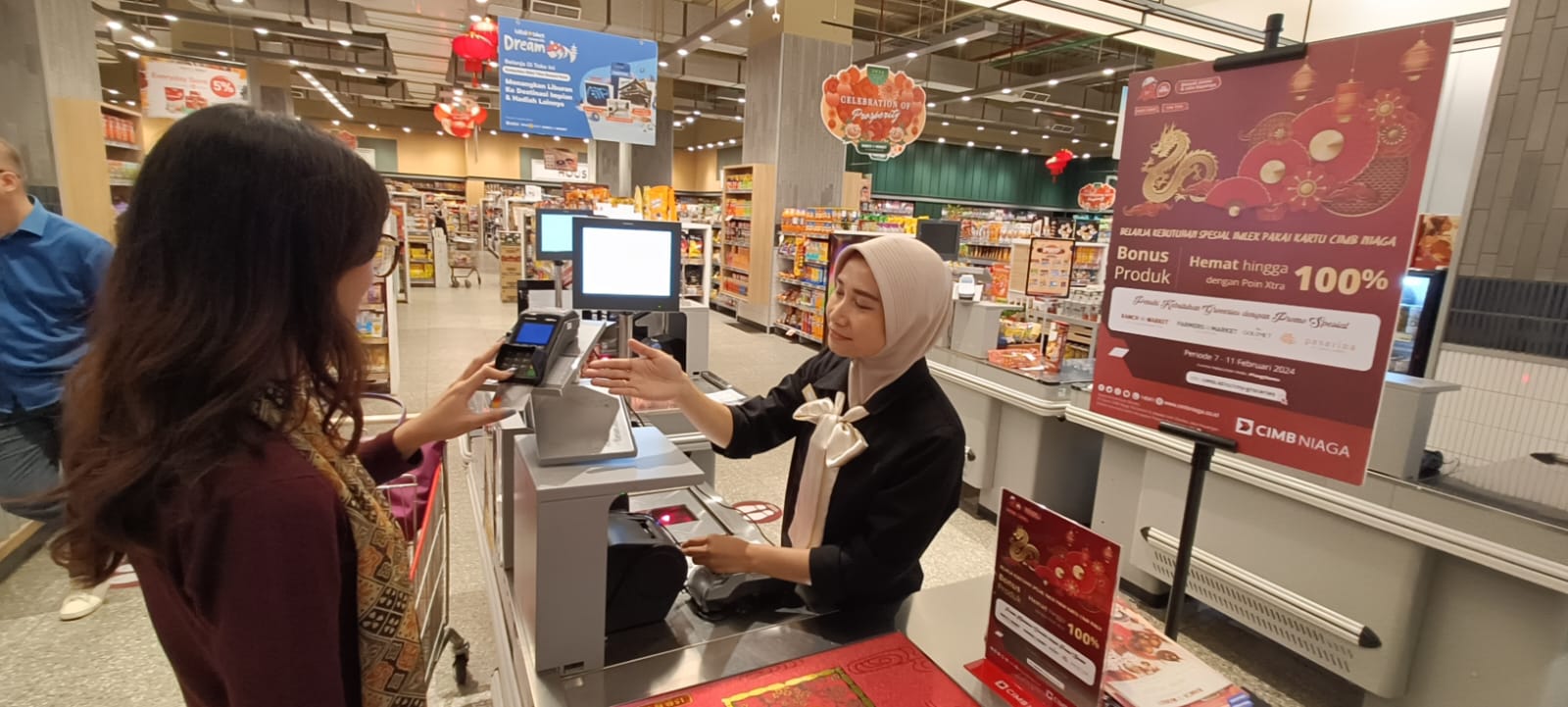 Kartu Kredit CIMB Niaga Hadirkan Program Spesial Imlek