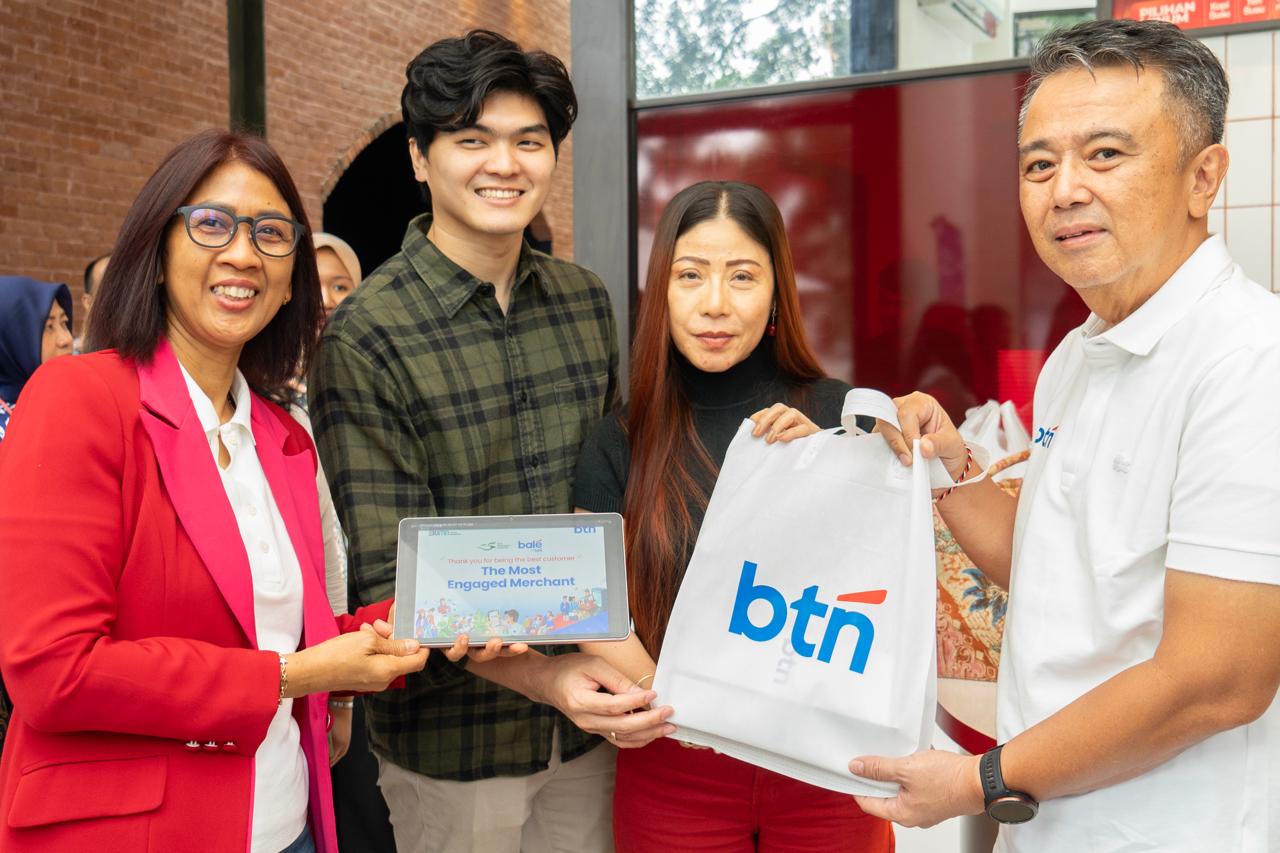 Peringati HPN, Direksi BTN Blusukan Layani NasabahÂ