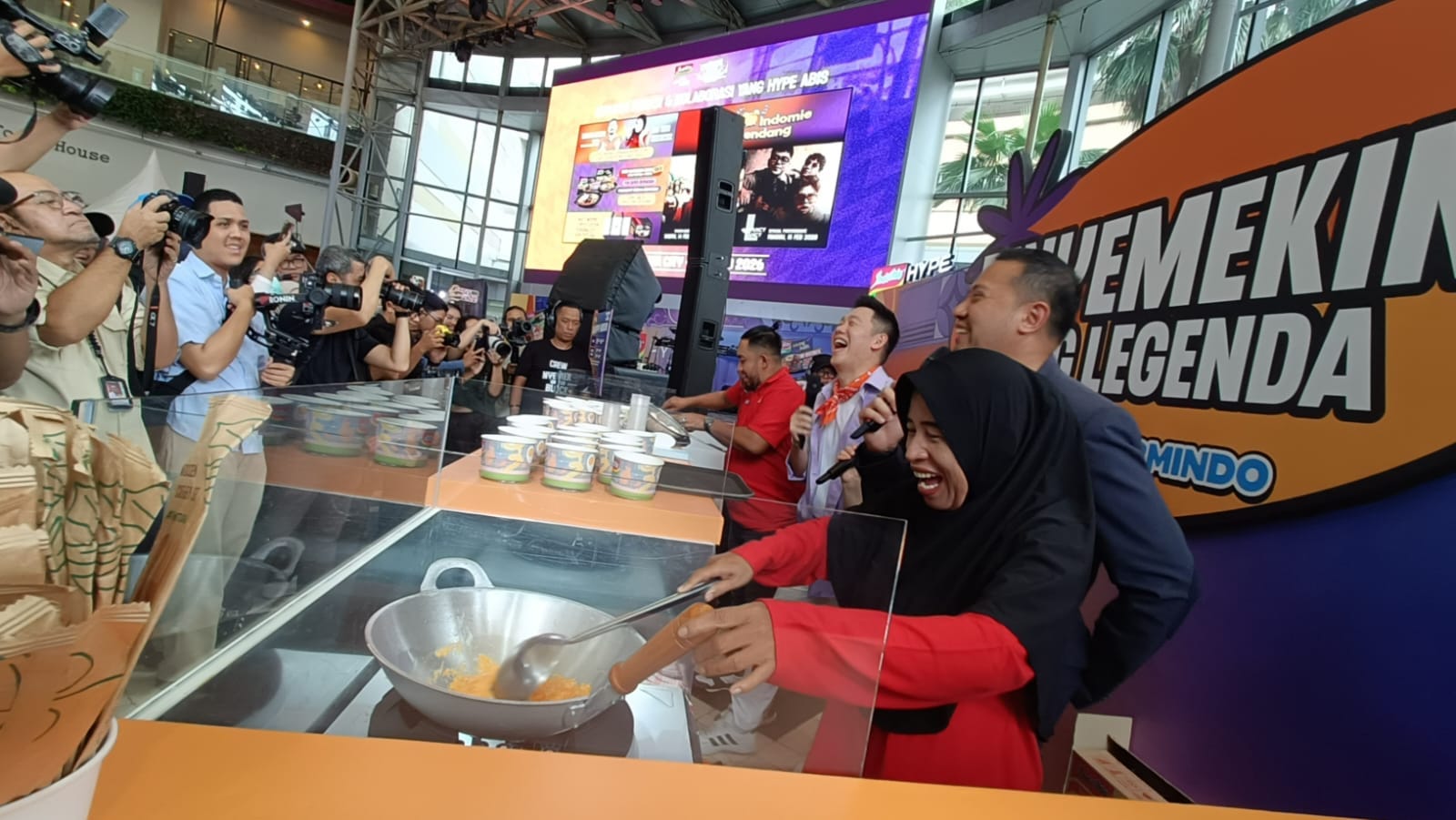 Nyemek ala Warmindo Makin Hype! 