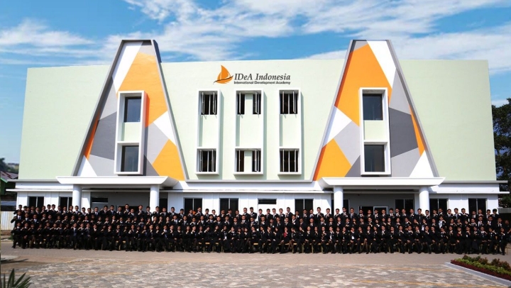 Divestasi 4,71 Persen, IAI Lepas Saham IDEA Rp2,55M di Harga Murah!