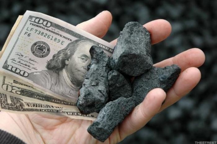 Laba ITMG Turun Tapi Bebas Utang Agunan, Sinyal Guyur Dividen?