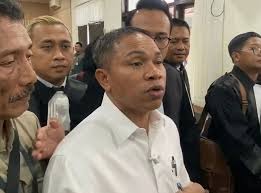 Jalani Sidang Perdana, Tim Abdul Wahid Soroti Kejanggalan Dakwaan KPK