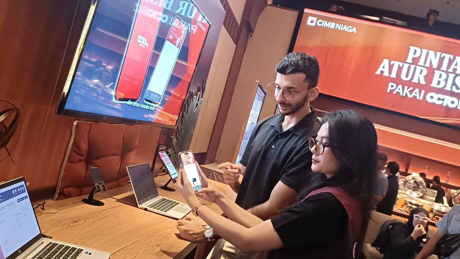 Mudahkan Transaksi Bisnis, CIMB Niaga Hadirkan OCTOBIZ