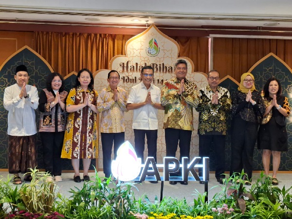 Ekspor Industri Pulp dan Kertas 2025 Tembus USD8 Miliar