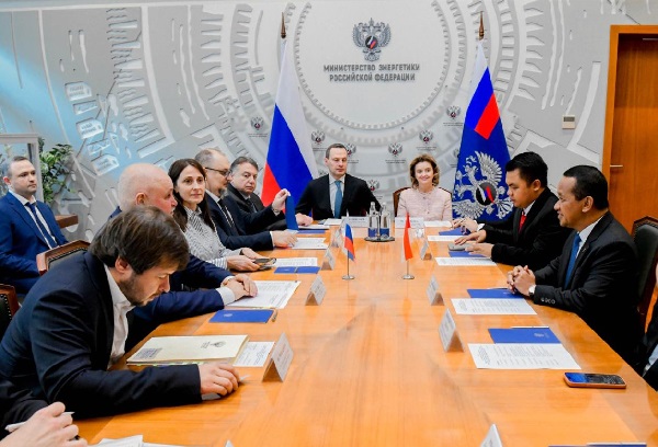 Hormuz Buntu, Rusia Siap Pasok Minyak Dan Gas Ke Indonesia