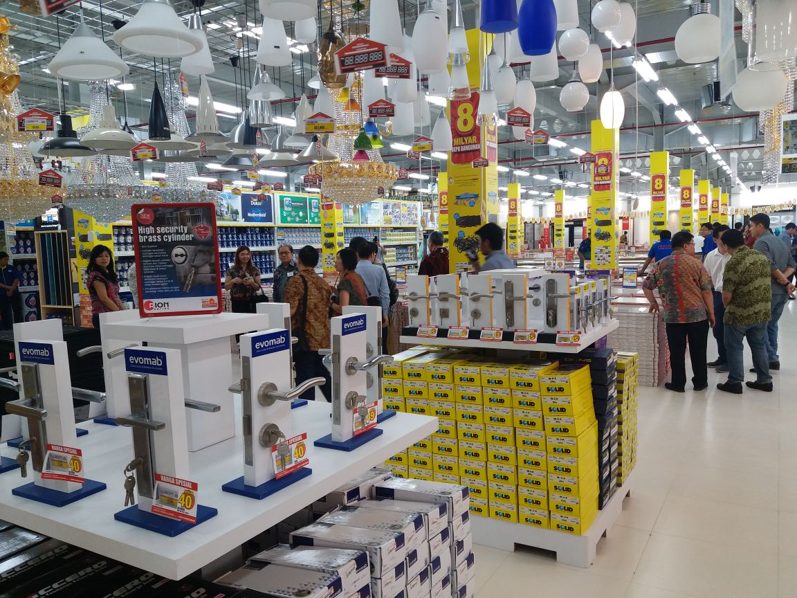 Emiten Hermanto Tanoko (DEPO) Sewa Lahan Milik Anak Usaha