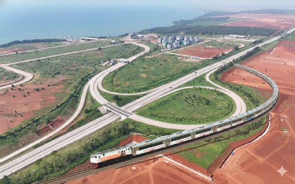 Kawasan Industri Batang Disiapkan Jadi Pusat Logistik Berbasis Rel