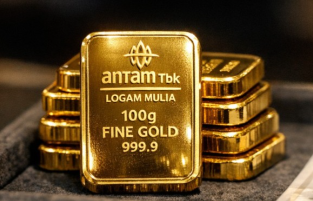 Di Tengah Fluktuasi, Harga Emas Antam Turun Tipis Rp1.000 per Gram