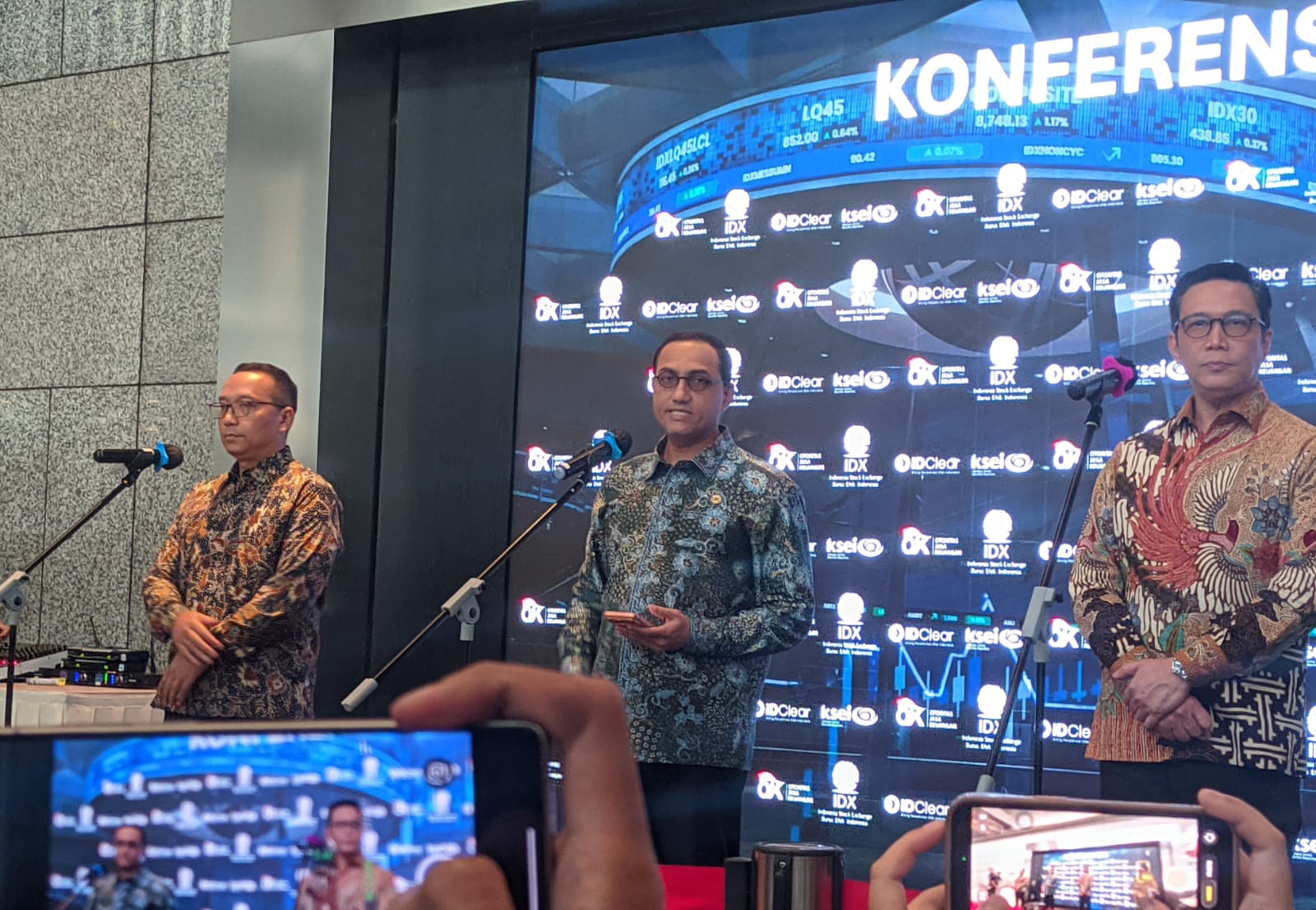 Indeksasi Saham MSCI Makin Ketat, OJK Sebut Bursa Sedang Dibersihkan