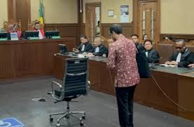 Siapkan Berkas 1.597 Halaman, Jaksa Tuntut Nadiem 18 Tahun Penjara